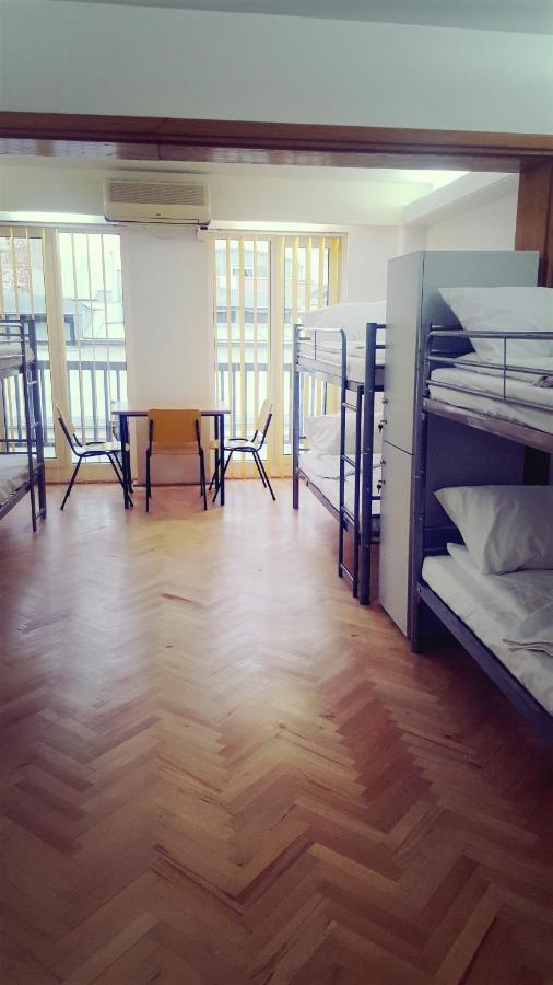 Sleep Inn Hostel بوخارست المظهر الخارجي الصورة
