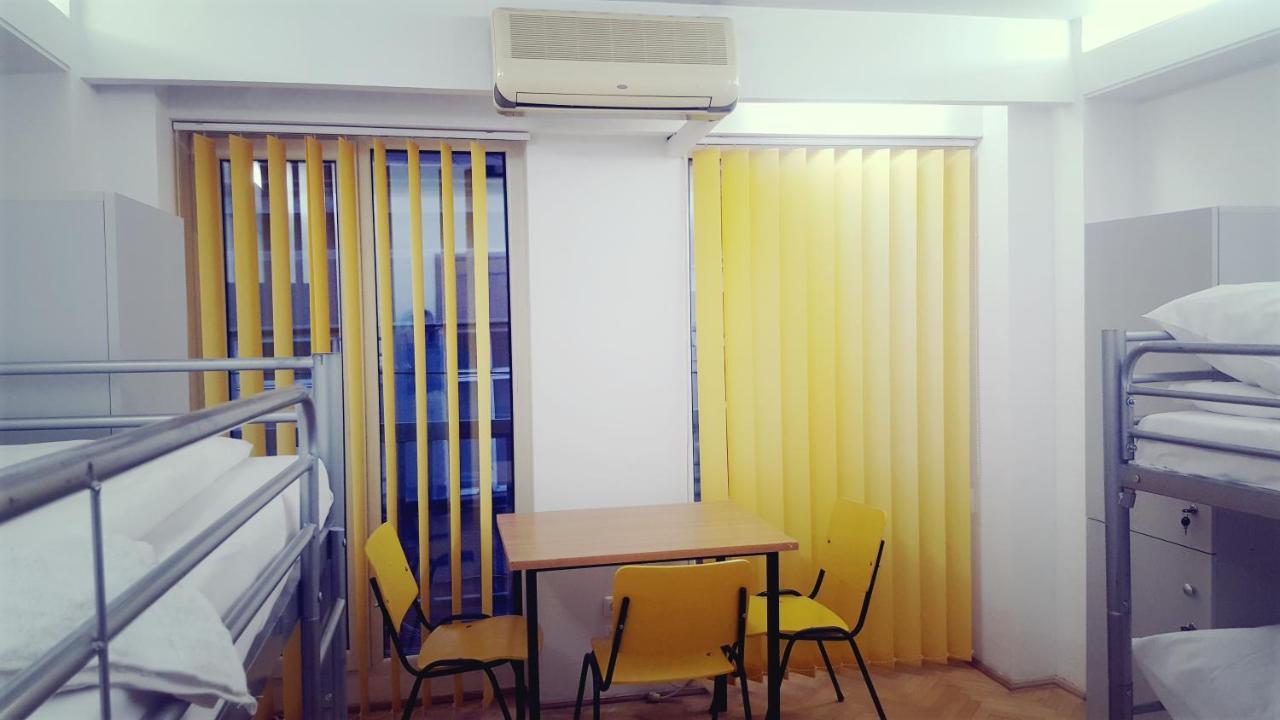 Sleep Inn Hostel بوخارست المظهر الخارجي الصورة
