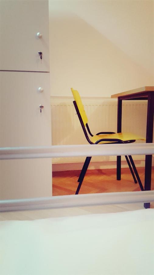Sleep Inn Hostel بوخارست المظهر الخارجي الصورة