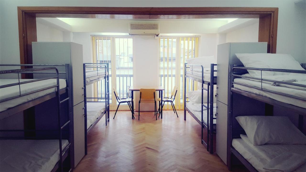 Sleep Inn Hostel بوخارست المظهر الخارجي الصورة
