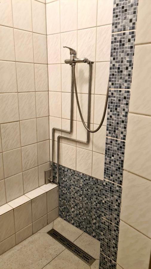 Sleep Inn Hostel بوخارست المظهر الخارجي الصورة