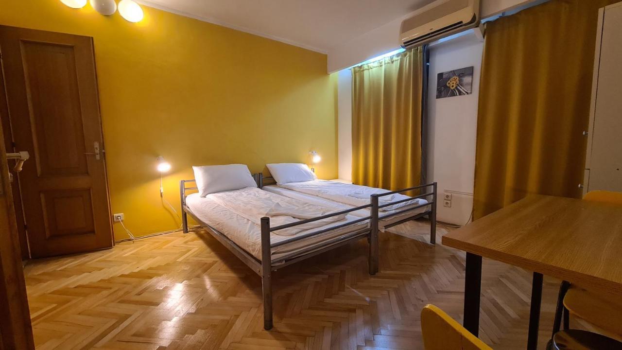Sleep Inn Hostel بوخارست المظهر الخارجي الصورة